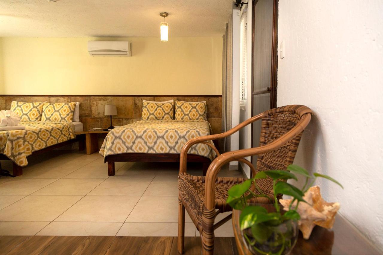 Hotel Amar Inn بويرتو موريلوس المظهر الخارجي الصورة